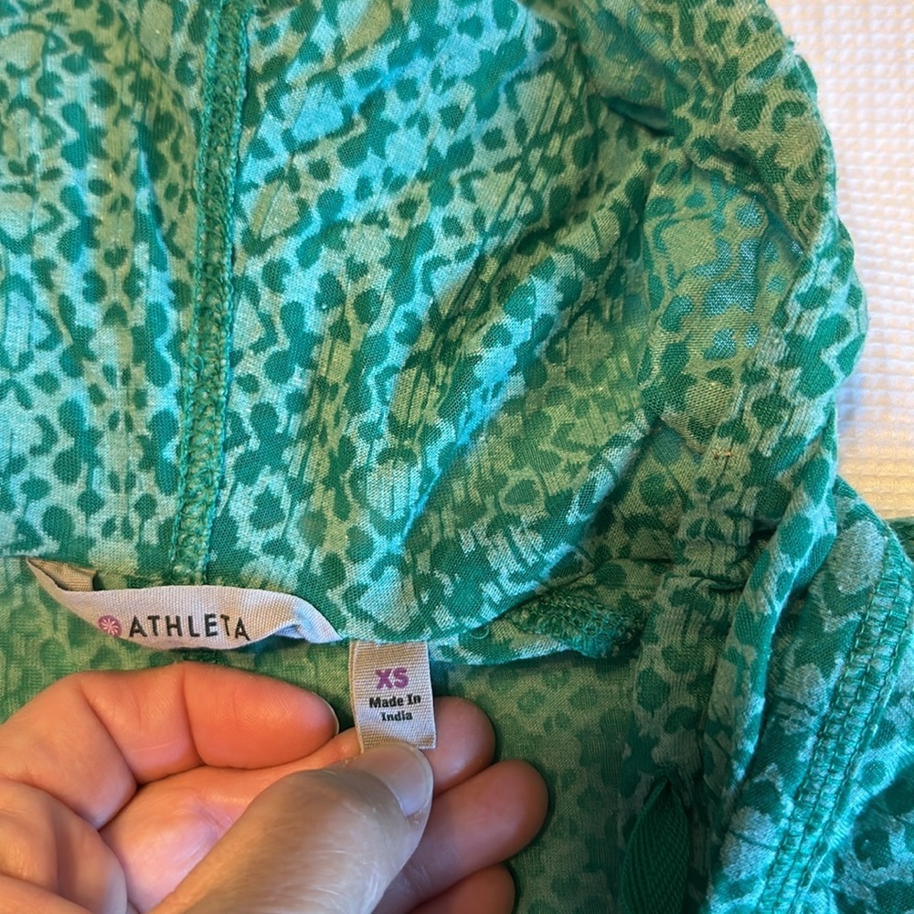 Athleta green hooded lightweight long top / coverup Size XS - Picture 7 of 14